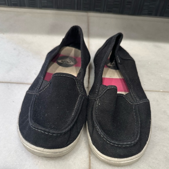 Black Roxy Shoe - Picture 2 of 6